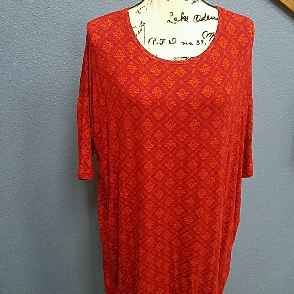 Lularoe IRMA Tunic LG